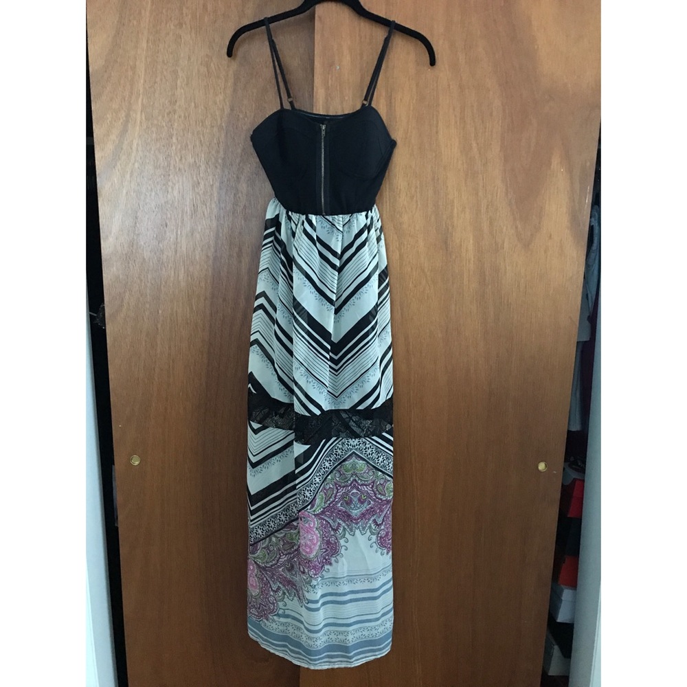 Multi color maxi dress with lace accent
